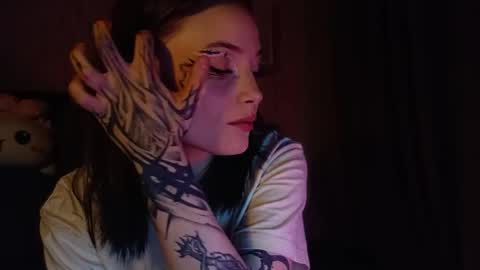 lola online show from 04.07.26