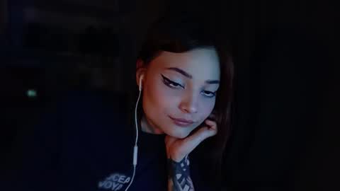 lola online show from 04.21.26