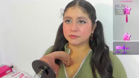 lola online show from 10.22.25