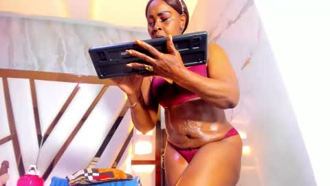 Snapshot of lola_hornei chatting on 11.09.25 Lola online show from 11.09.25