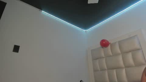 lola_js online show from 07.14.26