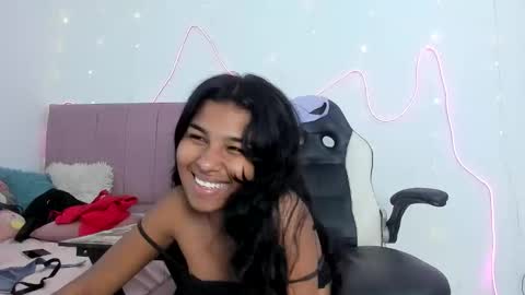 Snapshot of lola_lustrum chatting on 06.05.26 lola_lustrum online show from 06.05.26