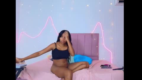 Snapshot of lola_lustrum chatting on 06.11.26 lola_lustrum online show from 06.11.26