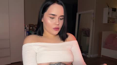 Snapshot of lola_razee chatting on 07.04.26 lola_razee online show from 07.04.26