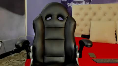 lola red online show from 02.27.25