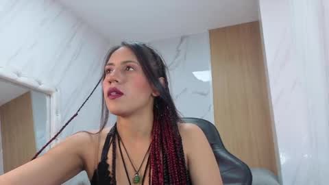 Lola online show from 04.18.26