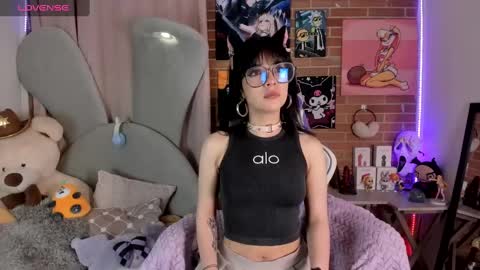 Lola Bunny online show from 03.02.25
