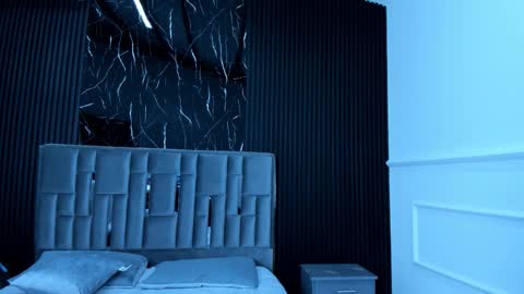 Snapshot of lolaangellx chatting on 10.11.25 Lola Angel online show from 10.11.25