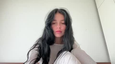 Snapshot of lolaap0pp chatting on 05.20.26 Lola online show from 05.20.26