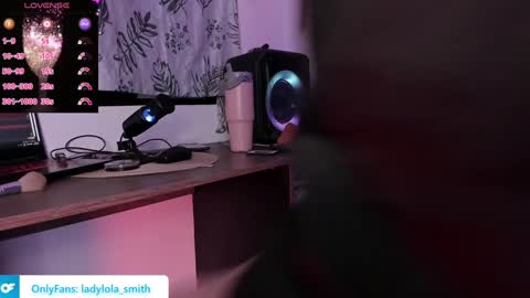 lolaasmith_21 online show from 01.26.25