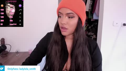 lolaasmith_21 online show from 02.05.25