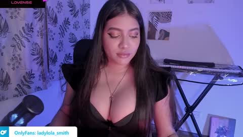 lolaasmith_21 online show from 02.27.25