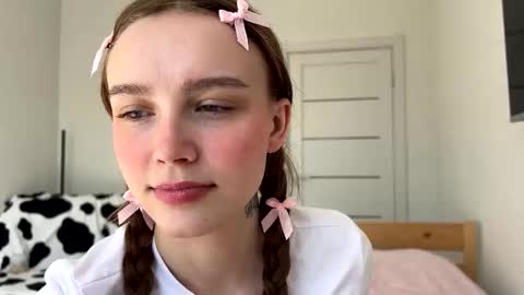 lolaatate online show from 03.13.26