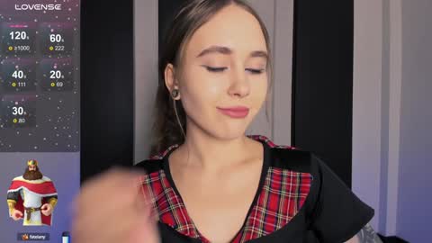 Lola3 online show from 01.26.25