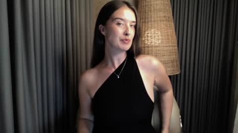 Snapshot of loladom chatting on 07.20.26 Frt Pr1ncess online show from 07.20.26