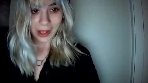 Snapshot of lolalixx6969 chatting on 04.04.26 Lola Lixx online show from 04.04.26