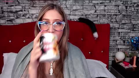 lolalove vip online show from 09.19.25