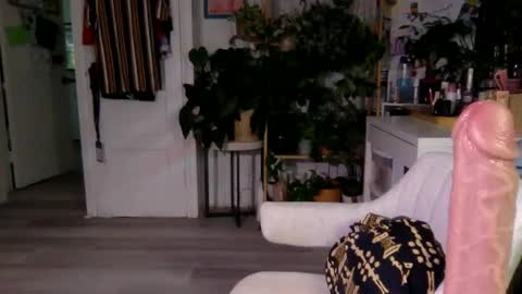 Lola Lustful online show from 12.28.24