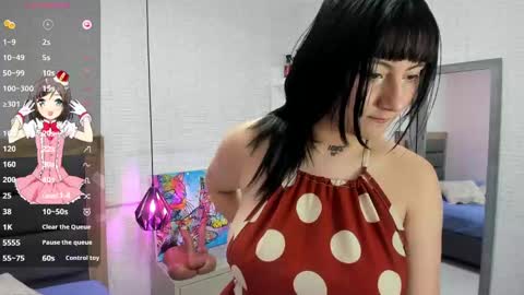 Snapshot of lolamaxi chatting on 09.25.25 LOLA online show from 09.25.25