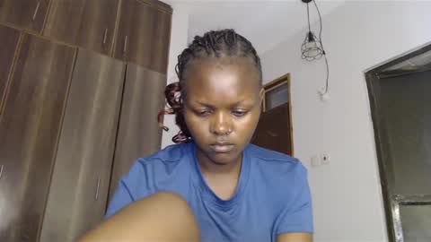 Snapshot of lolamia7 chatting on 02.20.25 lolamia7 online show from 02.20.25