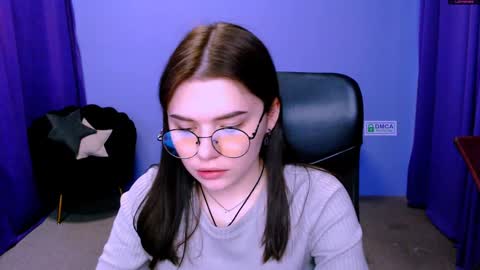 Lola pvt is OPEN online show from 12.16.24