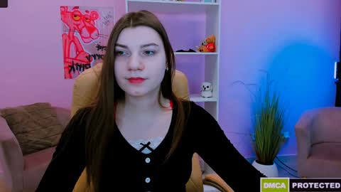 Lola pvt is OPEN online show from 01.25.25