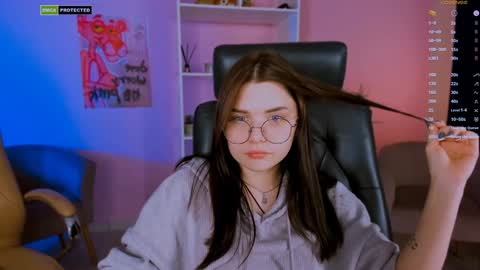 Lola pvt is OPEN online show from 02.05.25