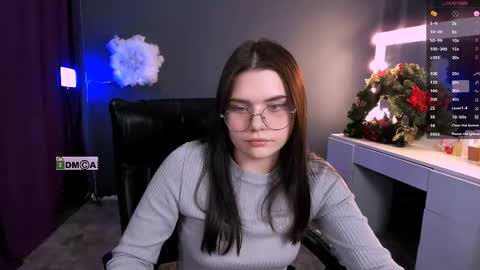 Lola pvt is OPEN online show from 02.26.25