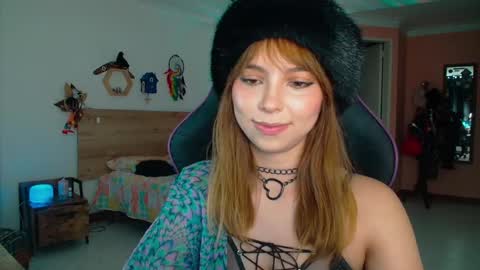 Lola doll online show from 10.08.25