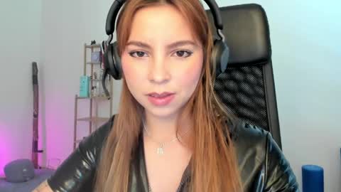 Snapshot of lolaverse chatting on 05.15.26 Lola doll online show from 05.15.26