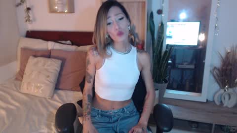 Dear tippers follow me on my new cb account lennarogers online show from 01.05.25