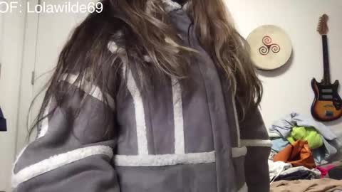 Lolita Wildes Back  online show from 12.15.25