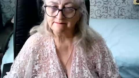 LolkaAlyss online show from 09.10.25