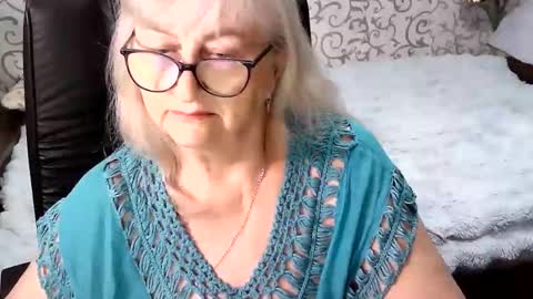 LolkaAlyss online show from 10.09.25