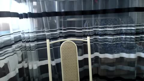 Snapshot of lollifox_1 chatting on 10.08.25 Lisa online show from 10.08.25