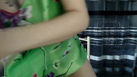 Snapshot of lollifox_1 chatting on 10.19.25 Lisa online show from 10.19.25