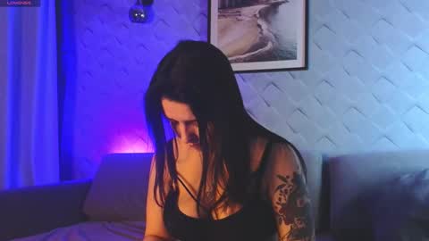 Alex online show from 10.28.25