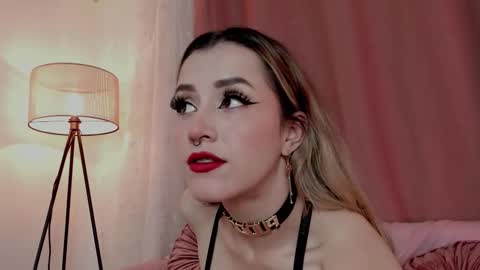 Snapshot of lolly_js_ chatting on 11.09.25 Lolly online show from 11.09.25