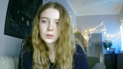 Snapshot of lollylol11 chatting on 12.14.24 Lilly online show from 12.14.24