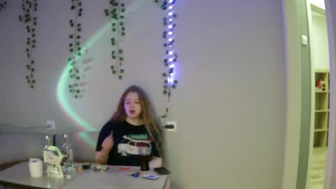 Snapshot of lollylol11 chatting on 12.17.24 Lilly online show from 12.17.24