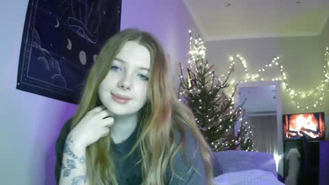 Snapshot of lollylol11 chatting on 12.28.24 Lilly online show from 12.28.24