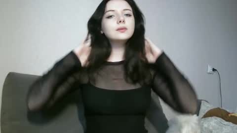 Snapshot of lollylol11 chatting on 10.28.25 Lilly online show from 10.28.25