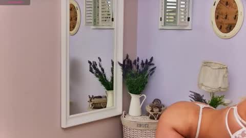 Snapshot of lollyshinex chatting on 10.10.25 Lolly. online show from 10.10.25