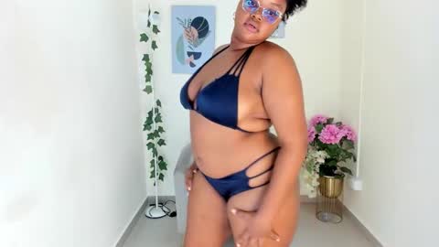 Snapshot of loly_areces chatting on 03.03.26 Alejandra online show from 03.03.26