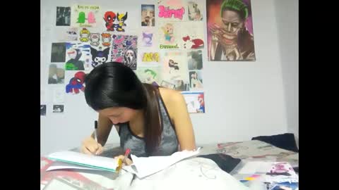 Snapshot of loly_pink_ chatting on 01.22.25 Loly online show from 01.22.25