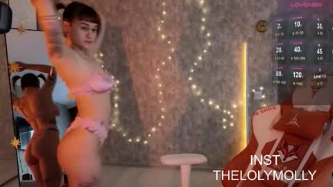 Snapshot of lolymolli chatting on 11.14.25 Molli online show from 11.14.25