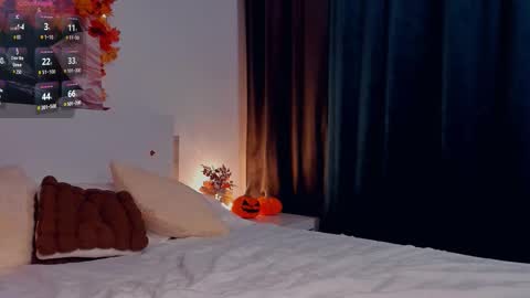 Snapshot of lonagass chatting on 10.22.25 Lona online show from 10.22.25