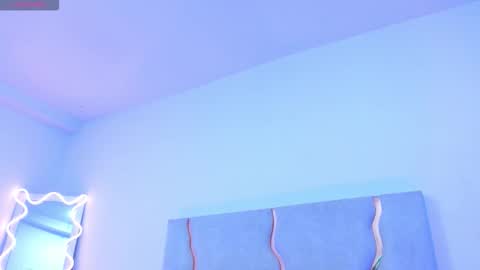 london_tay online show from 09.10.25