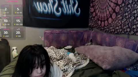 Snapshot of londonray chatting on 10.01.25 londonray online show from 10.01.25