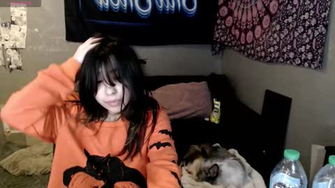 Snapshot of londonray chatting on 10.11.25 londonray online show from 10.11.25